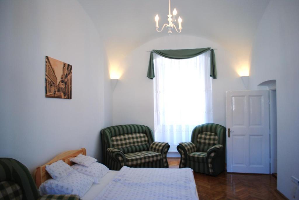 Dobo Teri Apartman Eger Room photo